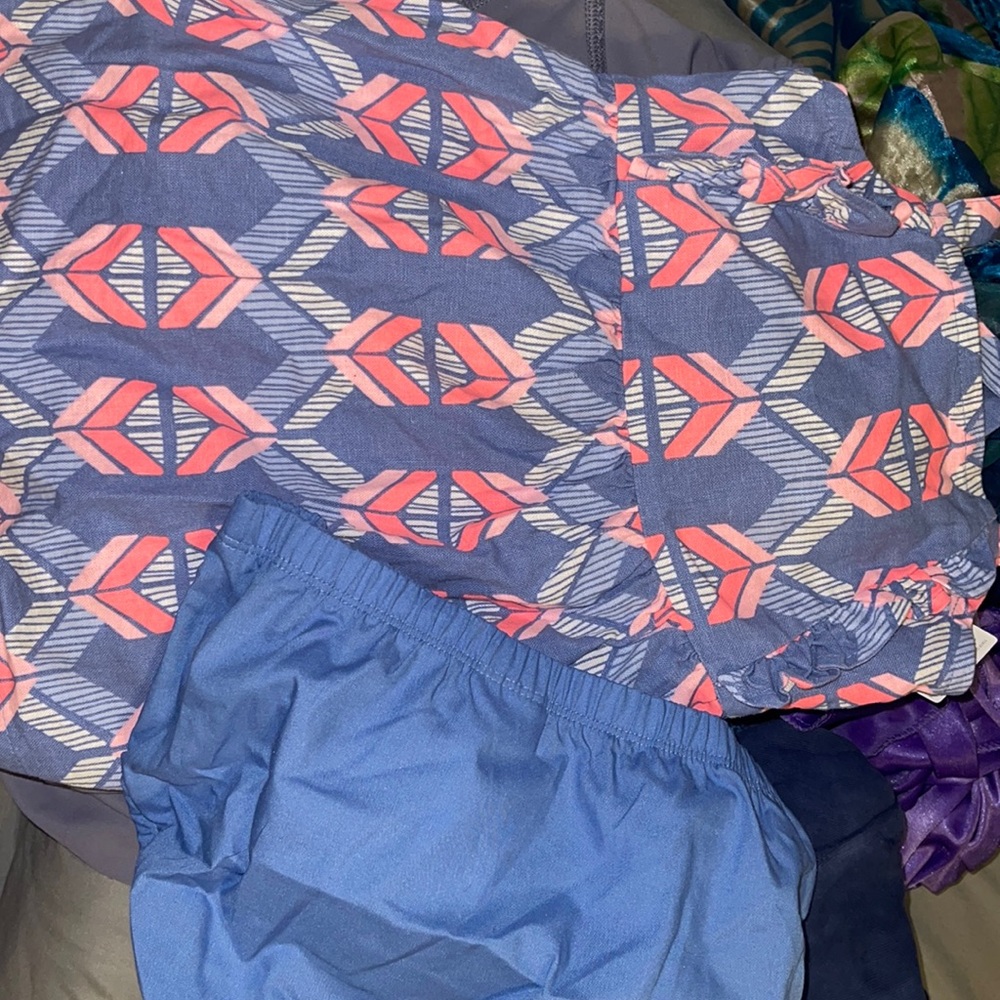 24 M DRESS BRAND NEW NEVER WORN
